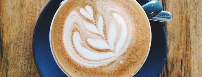 Pilot Coffee Roasters is one of Lugares favoritos de Kittie.