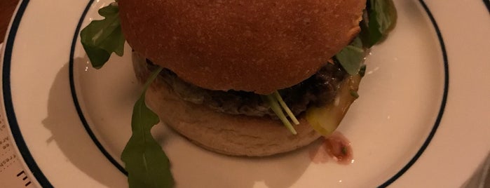 Døgnvill Burger Tjuvholmen is one of Ekaterinaさんのお気に入りスポット.