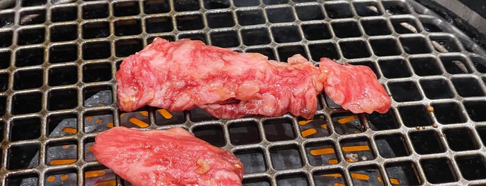 関内苑 is one of 焼肉.