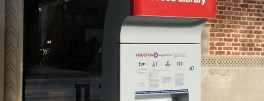 B-Cycle Bike Share Station - Freed Library is one of Locais curtidos por Aimee.
