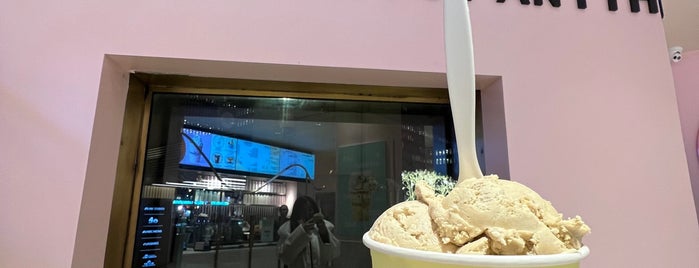 Van Leeuwen Ice Cream is one of NYC Restaurants 🗽🚕🍔.