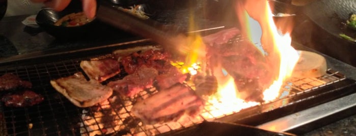 Old Village Korean BBQ Bistro is one of Locais salvos de minniemon.