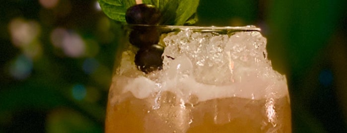 Mona Nişantaşı is one of Pub-Kokteyl Bar-Gece Kulübü.