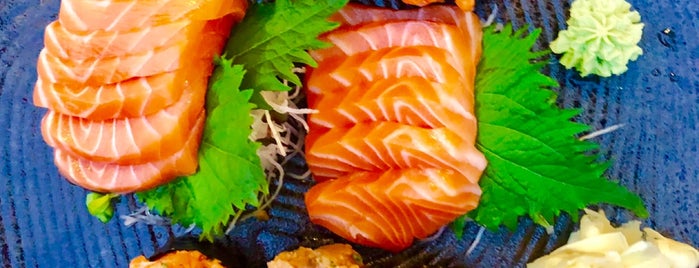 Shiki Sushi Bar Two is one of Lugares favoritos de V͜͡l͜͡a͜͡d͜͡y͜͡S͜͡l͜͡a͜͡v͜͡a͜͡.