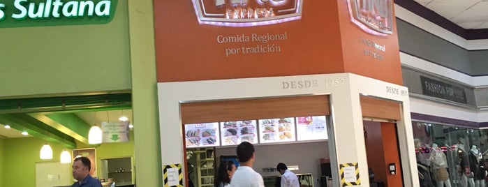 Tino Express. Comida regional is one of สถานที่ที่ Jorge Octavio ถูกใจ.