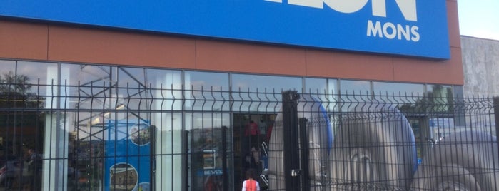 Decathlon is one of Boutiques - Magasins.