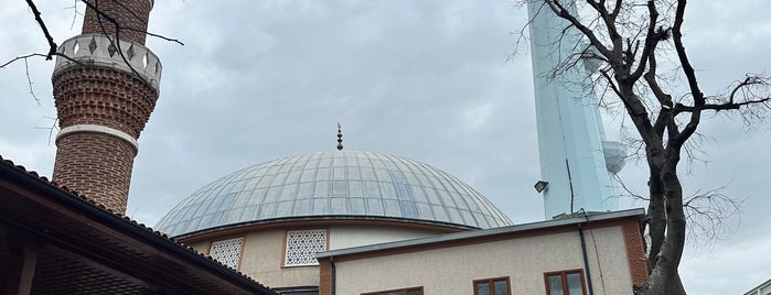 Yalova Merkez Camii is one of Sakarya.