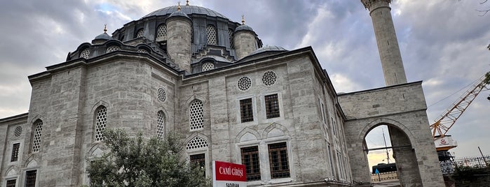Sokollu Mehmed Pasha Mosque is one of Kaptanı Derya Lar.