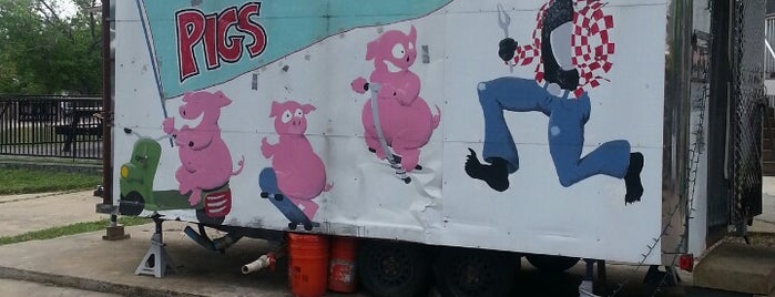 Three Little Pigs is one of ATX Food Trucks.