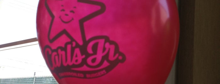 Carl's Jr. is one of Madero.