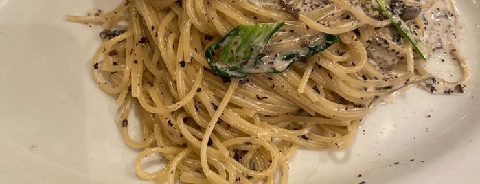 イタリア料理 アッラマーノ is one of 築地ランチ.