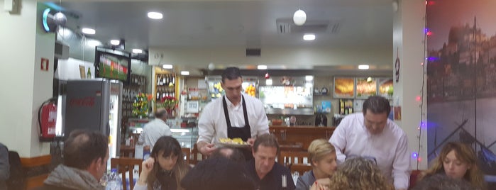 Restaurante Marinho is one of Tamires'in Beğendiği Mekanlar.