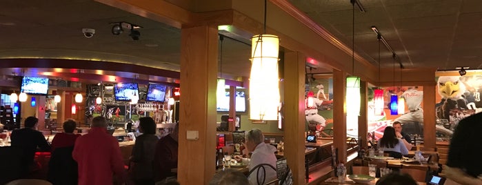 Applebee's Grill + Bar is one of Favorite places close to home.