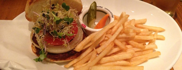ARK HiLLS CAFE is one of Burger Joints at East Japan1.