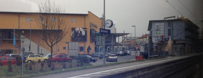 S Buchenau is one of München S-Bahnlinie 4.