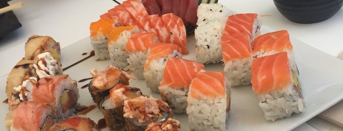 Gaijin Sushi Bar is one of Top Places in Oeiras.