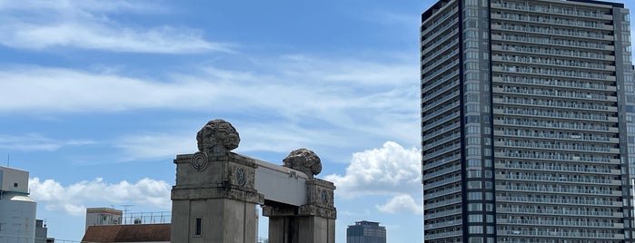 川崎河港水門 is one of 近代化産業遺産.