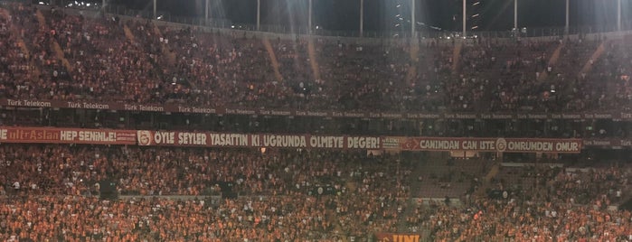 Galatasaray Stadyum Müzesi is one of Posti che sono piaciuti a Dr.Gökhan.