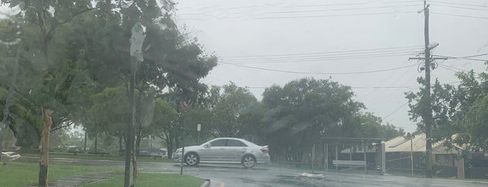 Oxley is one of Brisbane Suburds.