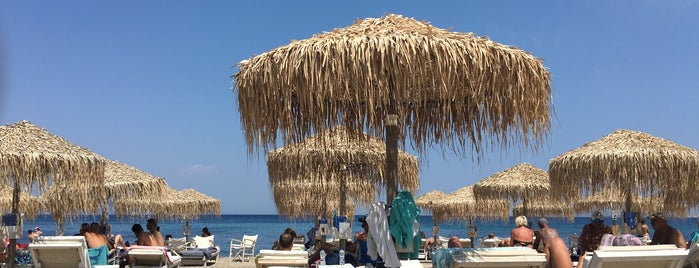 Heaven Artemis Beach Bar is one of Locais curtidos por Iraklis.