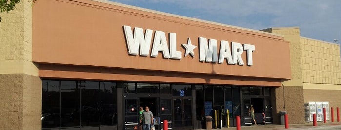 Walmart Supercenter is one of Justin : понравившиеся места.