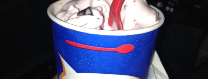Dairy Queen is one of Heladerias Granizados.