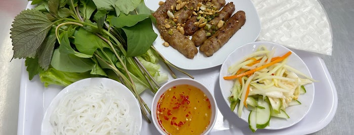 Cô Liên Bò Lá Lốt is one of Ho Chi Minh Eats.