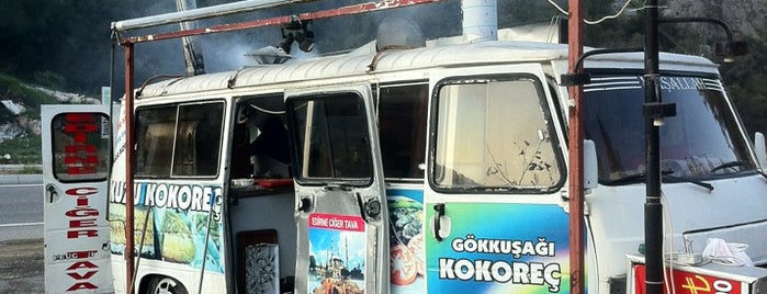 Gökkuşağı Kokoreç is one of Posti che sono piaciuti a Hatice.