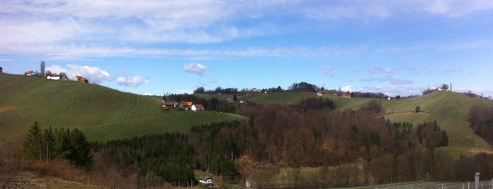 Weingut Lackner-Tinnacher is one of Südsteirische Weinstrasse.