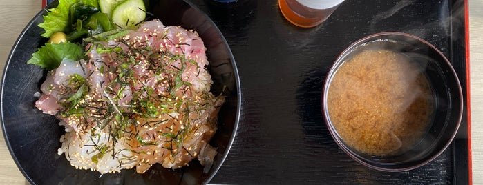 民宿沖千鳥 is one of 和食 行きたい.