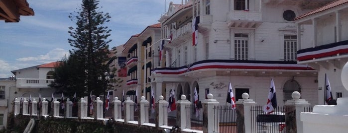 Ministerio de la Presidencia is one of Tempat yang Disukai Vinicius.