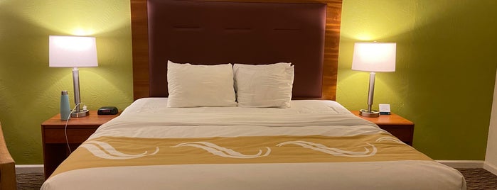 Quality Inn & Suites at Coos Bay is one of Locais curtidos por Rick E.