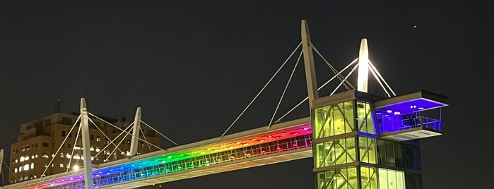 Sky Bridge is one of Places to go to.