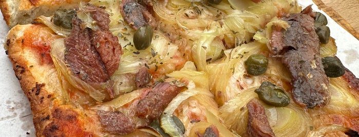 Caramia is one of Italian food.