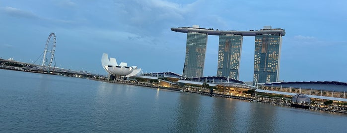 Marina Bay Waterfront Promenade is one of Singapore 🇸🇬.