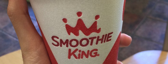 Smoothie King is one of Tempat yang Disukai James.
