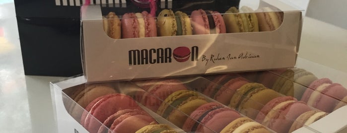 MACARON By Ruben Jan Adriaan is one of 홍대.