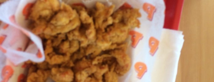Popeyes Louisiana Kitchen is one of Locais curtidos por Michael.