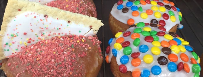 Friendly Donuts is one of Orange County.