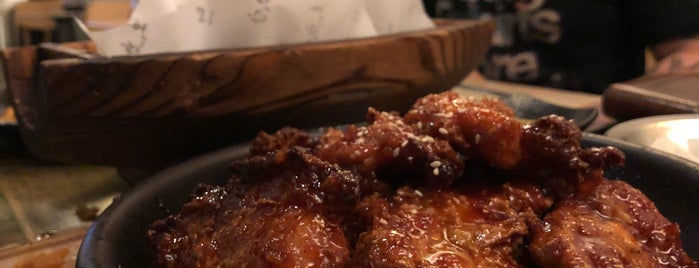 Oven & Fried Chicken is one of James 님이 좋아한 장소.