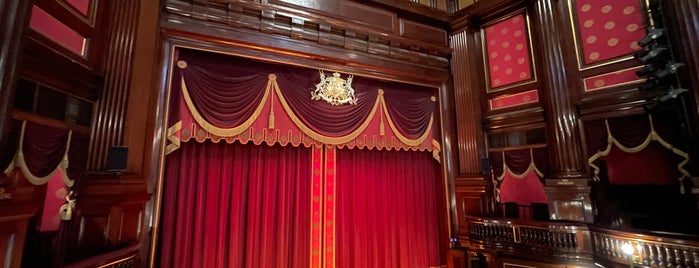 St Martin's Theatre is one of Jamesさんのお気に入りスポット.
