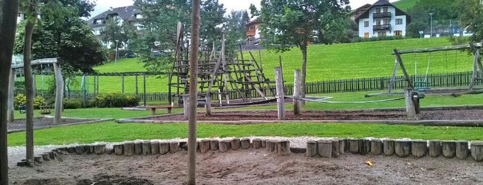 Spielplatz is one of Locais curtidos por Vito.