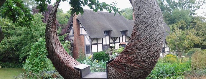 Anne Hathaway's Cottage is one of Orte, die Angela Teresa gefallen.