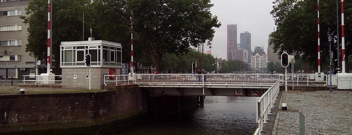 Oostbrug is one of Bruggen in de regio Rotterdam.