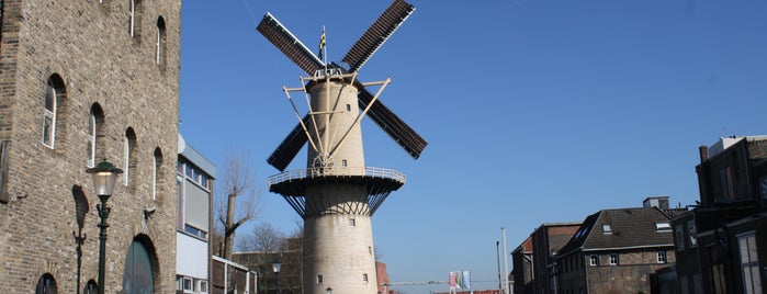 Proveniersbrug is one of Bruggen in de regio Rotterdam.