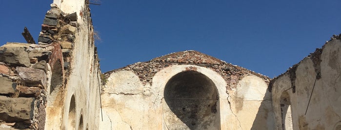 Panaya Manastırı is one of Dimple'nin Beğendiği Mekanlar.