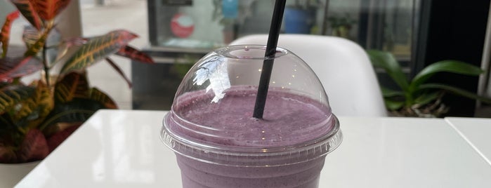 Daily Press Juicery is one of Erikさんのお気に入りスポット.