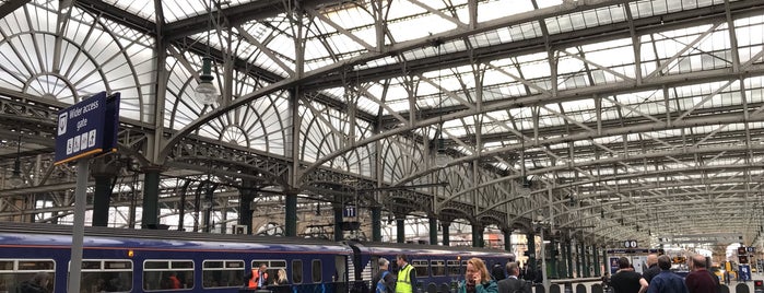 Glasgow Central Railway Station (GLC) is one of Glasgow.