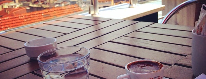 Galata Konak Cafe is one of MüM 💎'ın Beğendiği Mekanlar.