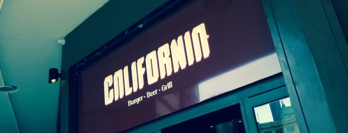 California Burger is one of สถานที่ที่ Matheus ถูกใจ.